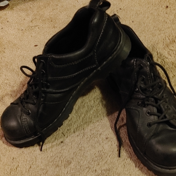 Dr.Martens Finnegan shoes SZ.11 - Picture 2 of 9